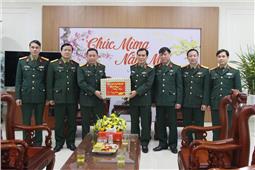 Quân khu: Thăm, chúc tết các đơn vị LLVT tỉnh Bắc Giang